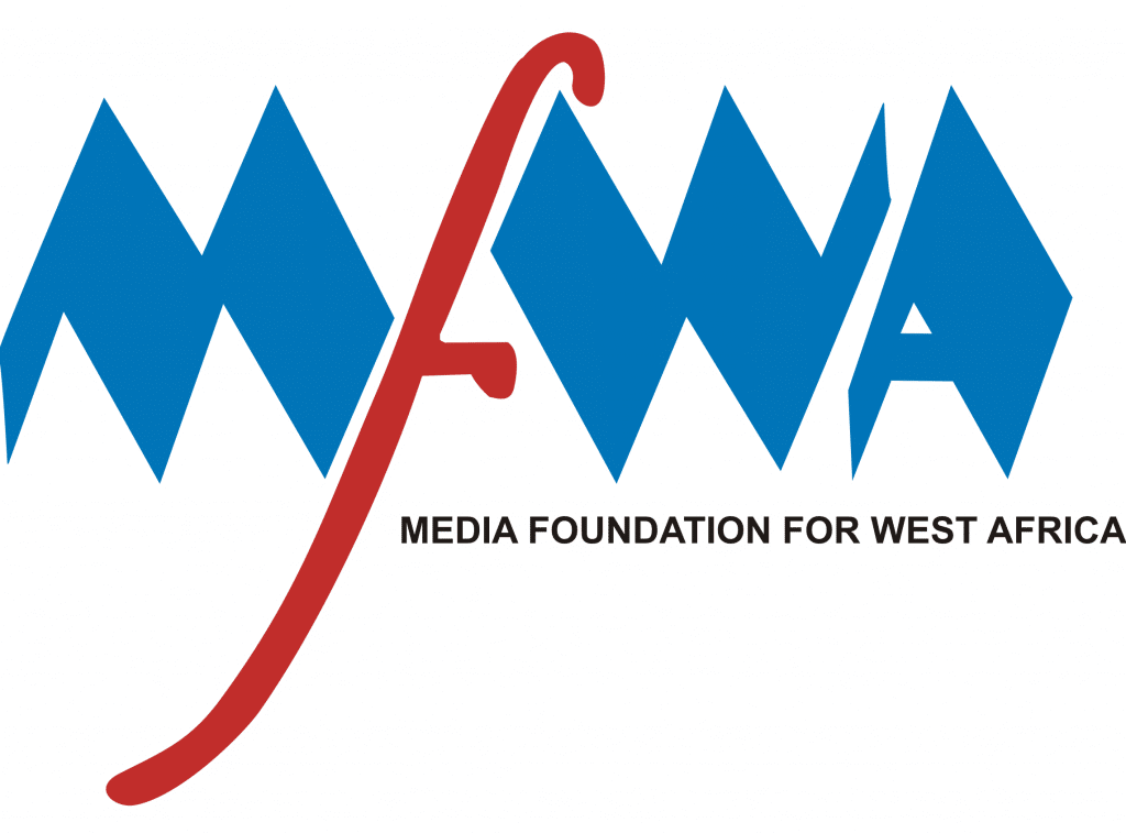 Les media. Медиум Фондейшн. Media Foundation.